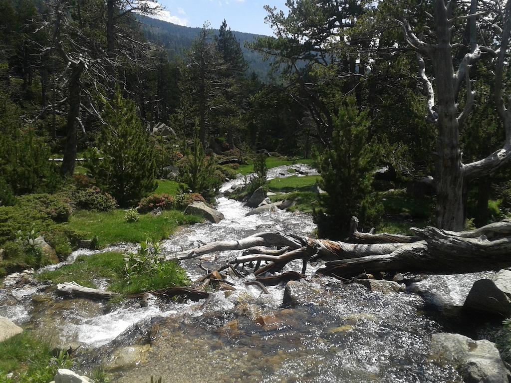 Fonda Domingo Lles de Cerdanya Exterior foto